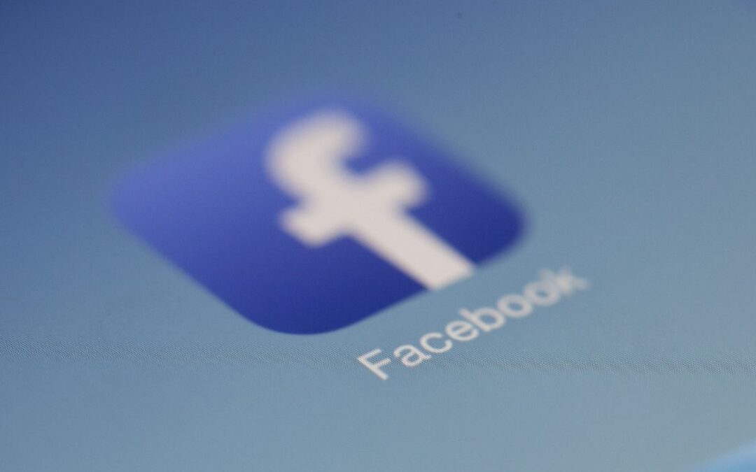 Facebook NewsFeed Turns 10